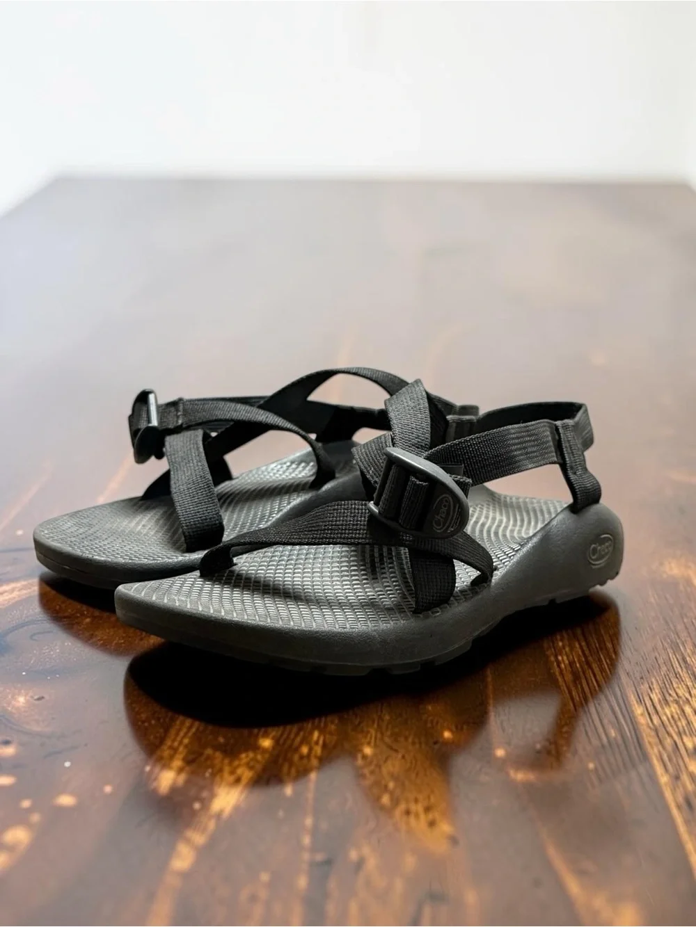 Women’s Chaco Black Z/1 Sport Sandals with Adjustable Straps Minimal Wear